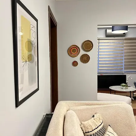 Apartment Wonder Homes - Spacious Flat W/ 4 Bedroom ! 4 Mins To Taksim Square Istanbul