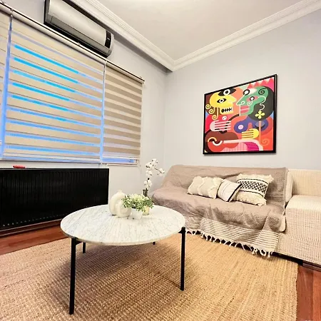Apartment Wonder Homes - Spacious Flat W/ 4 Bedroom ! 4 Mins To Taksim Square